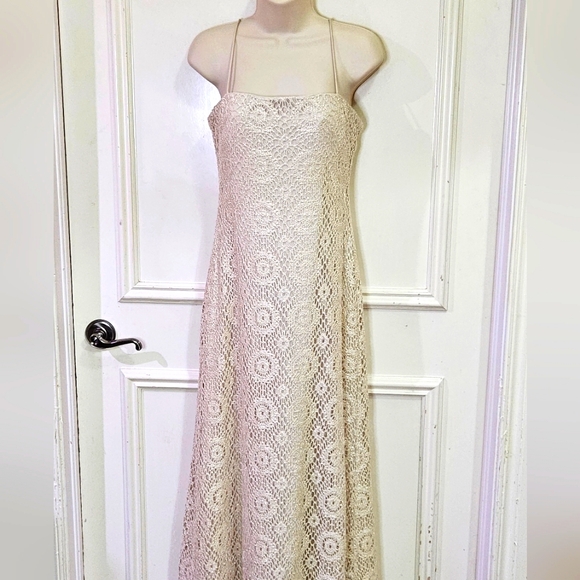 JS Collections Cream w/Gold Fleck Sparkle Sleeveless Crochet Maxi Dress,Size 8 - Picture 13 of 16
